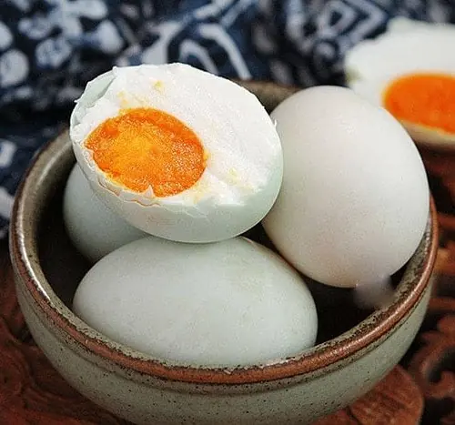Giá trị dinh dưỡng của trứng vịt sạch – Những điều cần biết