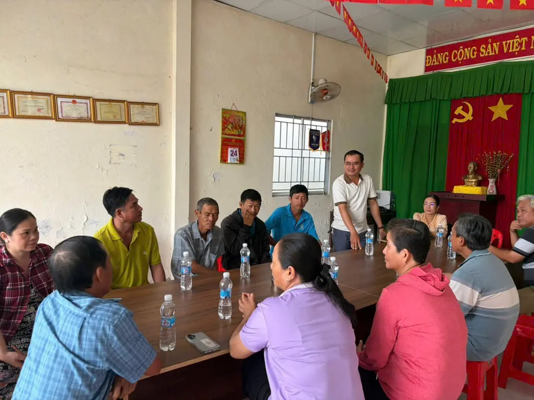Duy Phát triển khai mô hình vịt siêu trứng tại xã Mỹ Hương, Cần Thơ